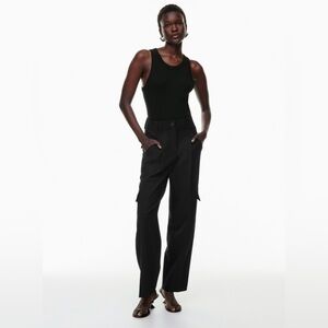 Aritzia Babaton Rojo Cargo Pant